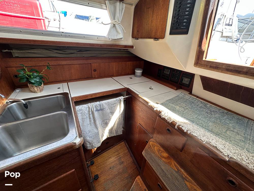 Slide: The Image of Sabre 34 1985 - 15431538