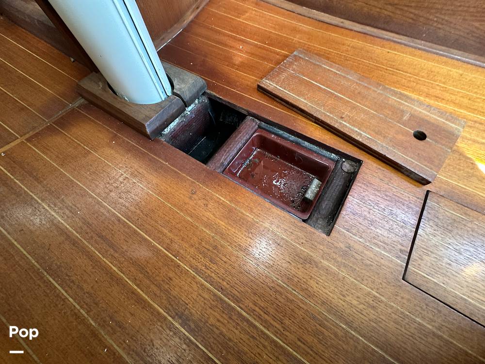 Slide: The Image of Sabre 34 1985 - 15431586