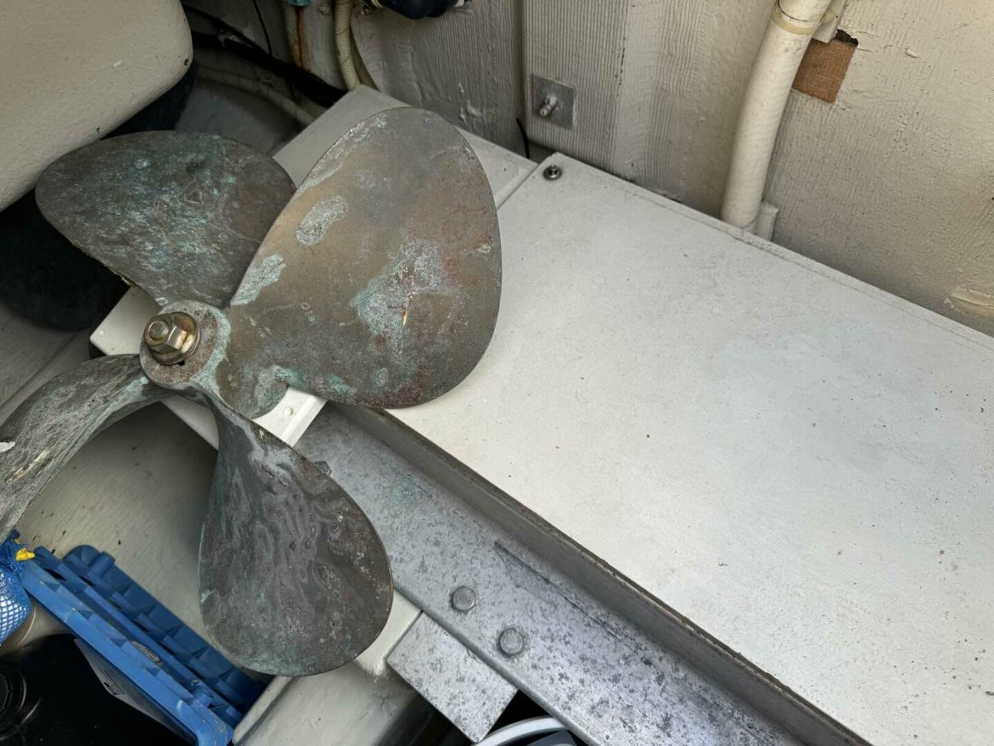 Slide: The Image of Sabre 34 Sedan 1999 - 4649353