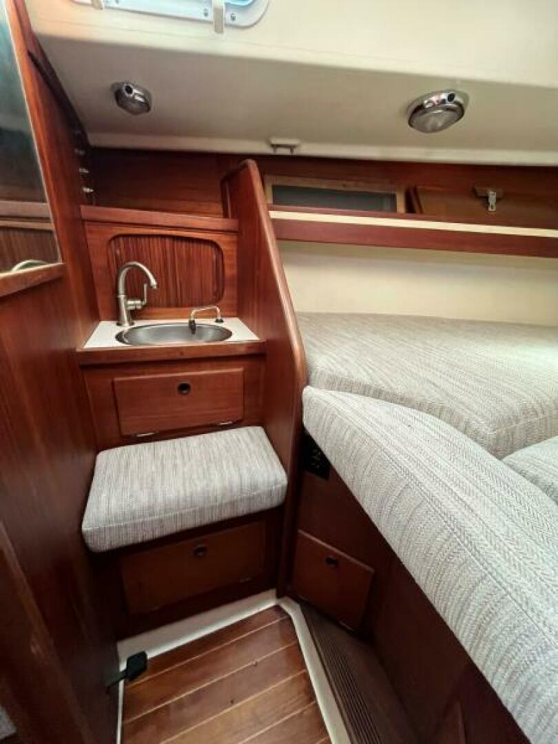 Slide: The Image of Sabre 34 Targa Dragonfly10 - 4179190