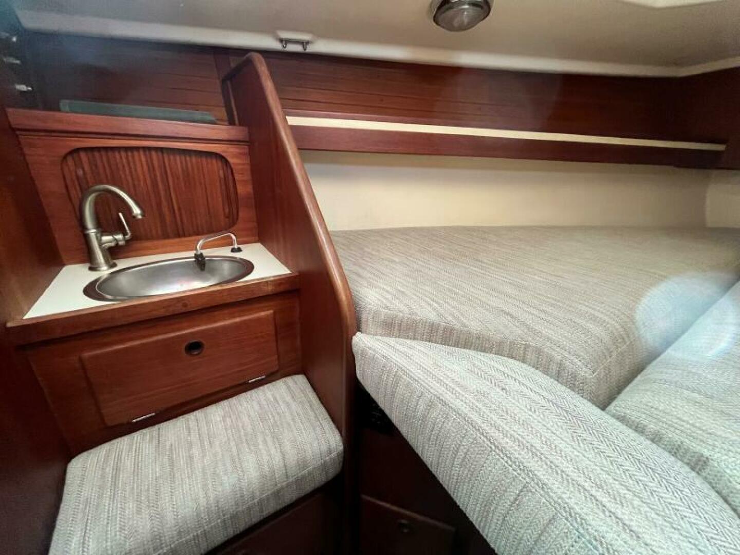 Slide: The Image of Sabre 34 Targa Dragonfly33 - 4179191