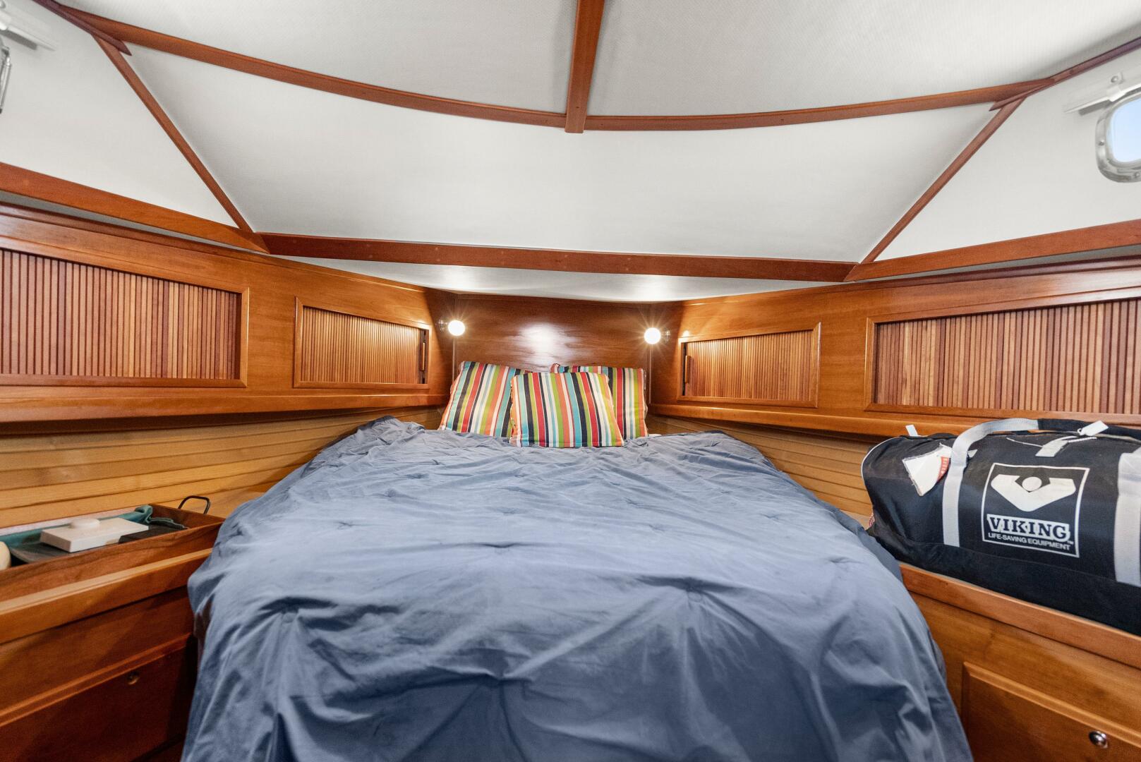 Slide: The Image of Sabre 36 2002 - 5473405