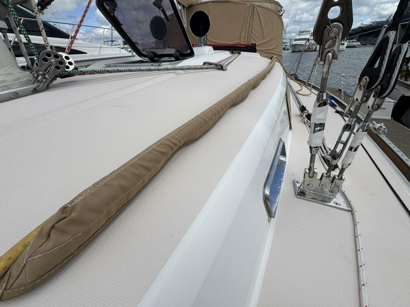 Slide: The Image of Sabre 362 Sloop 2000 - 5357921