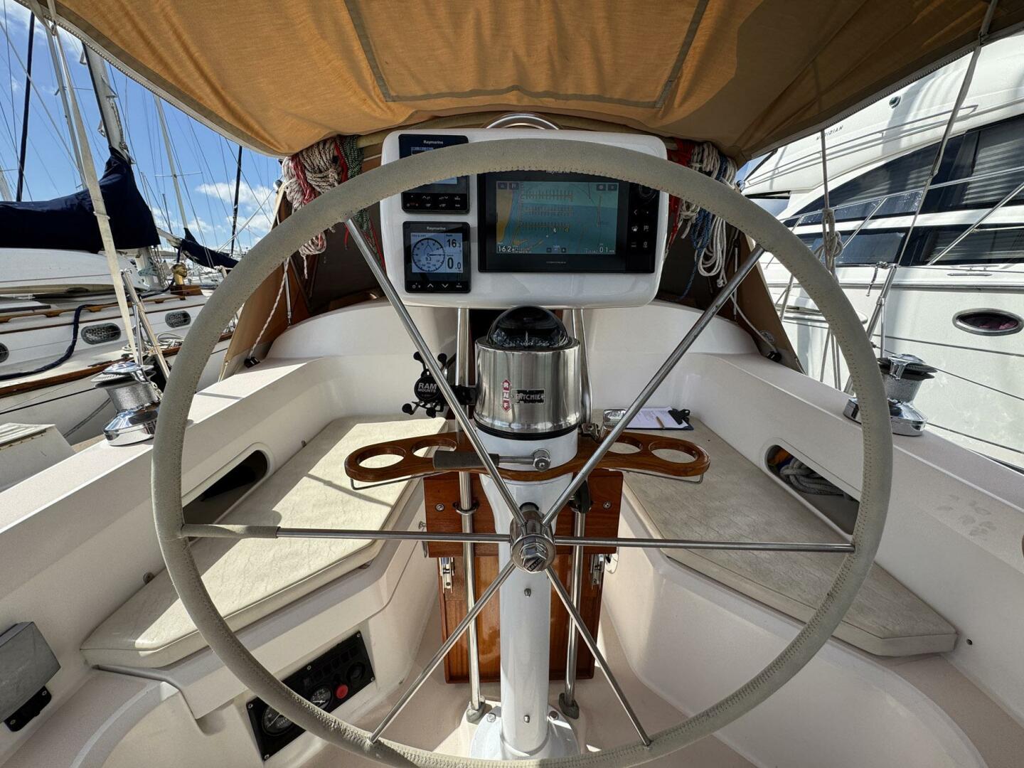 Slide: The Image of Sabre 362 Sloop 2000 - 5357935