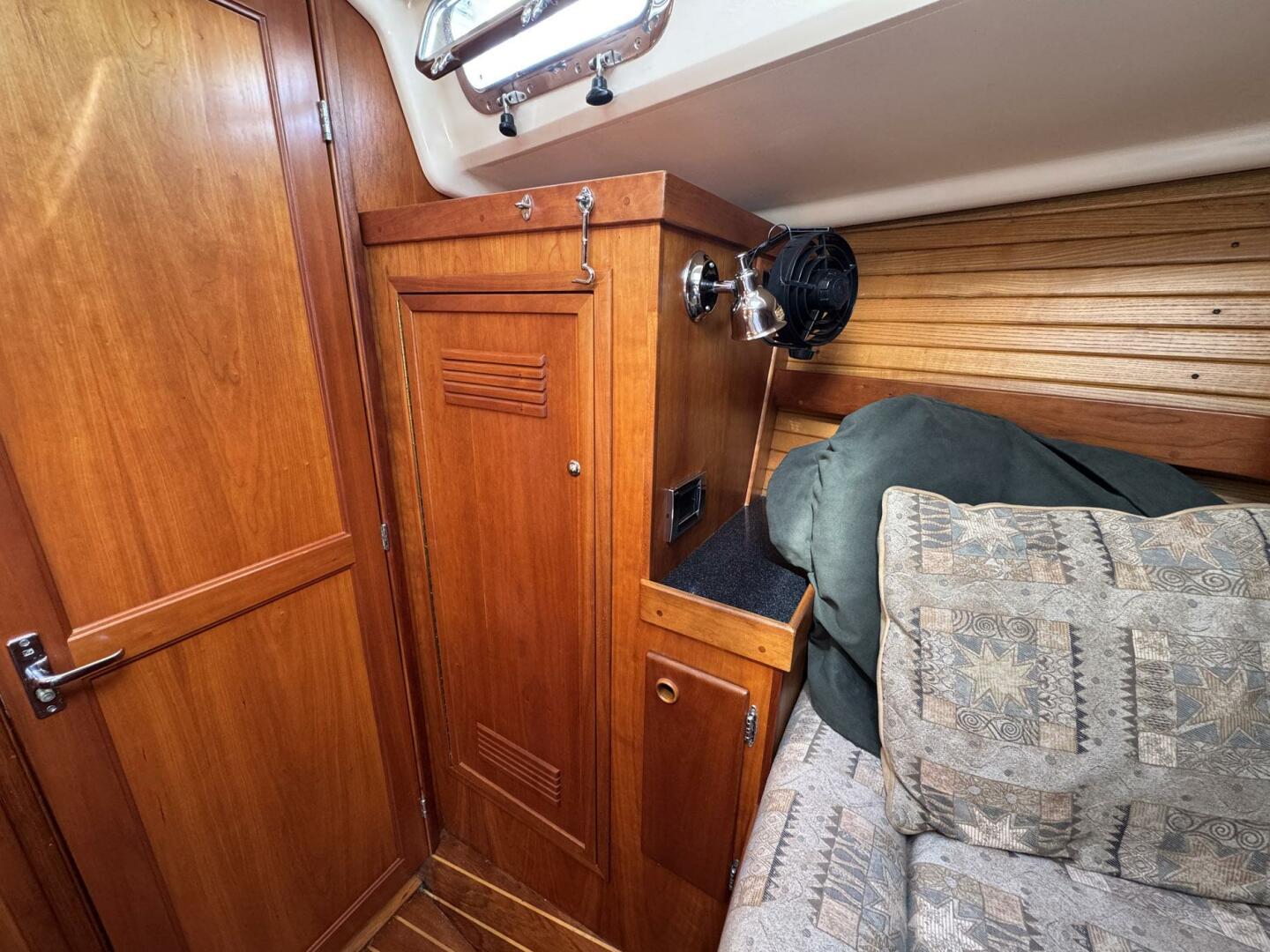 Slide: The Image of Sabre 362 Sloop 2000 - 5357968