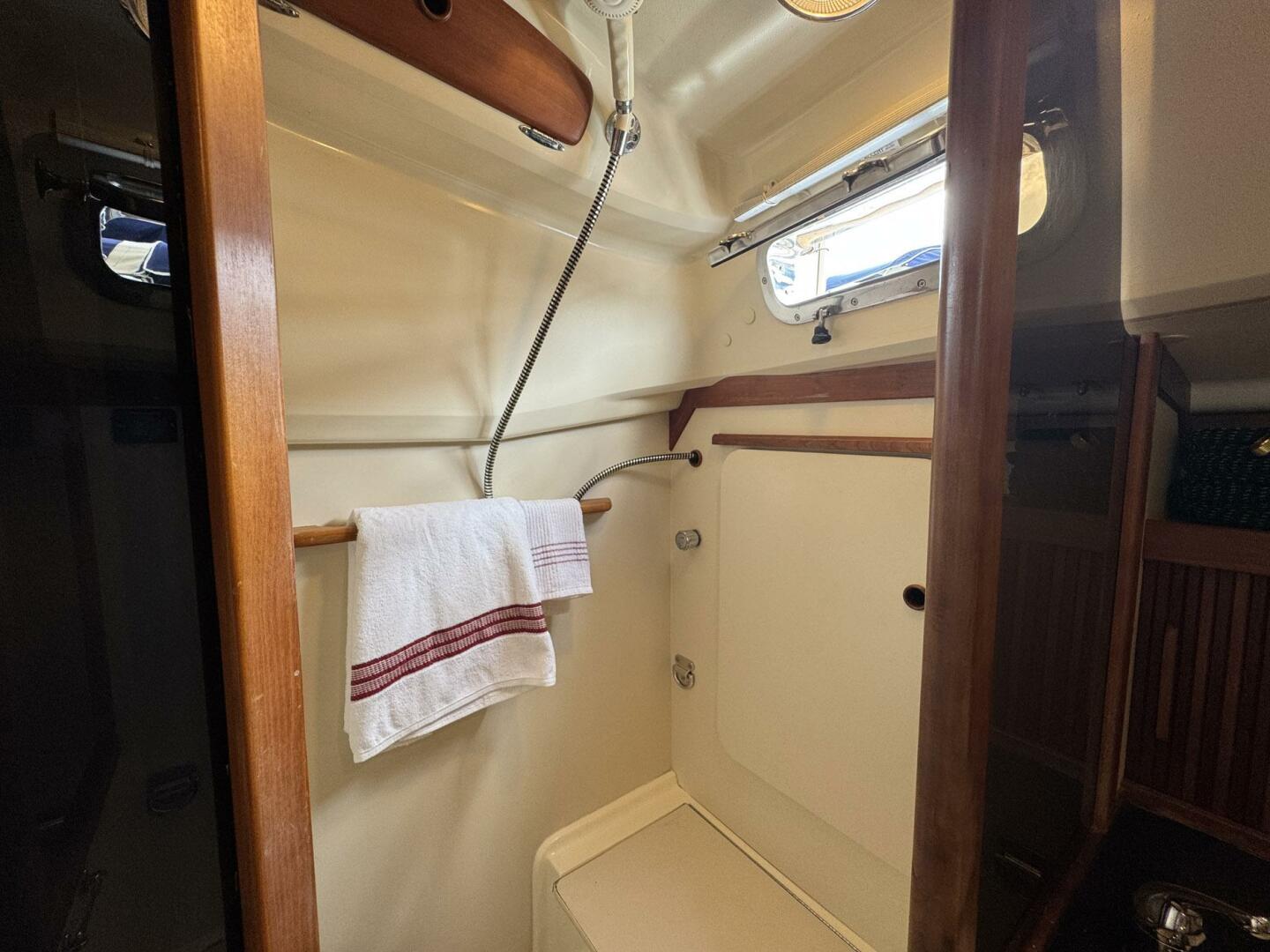 Slide: The Image of Sabre 362 Sloop 2000 - 5357977