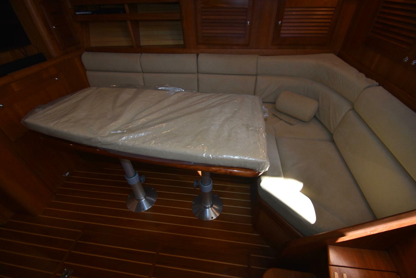 Slide: The Image of Sabre 38 Hardtop Express 2005 - 4753363
