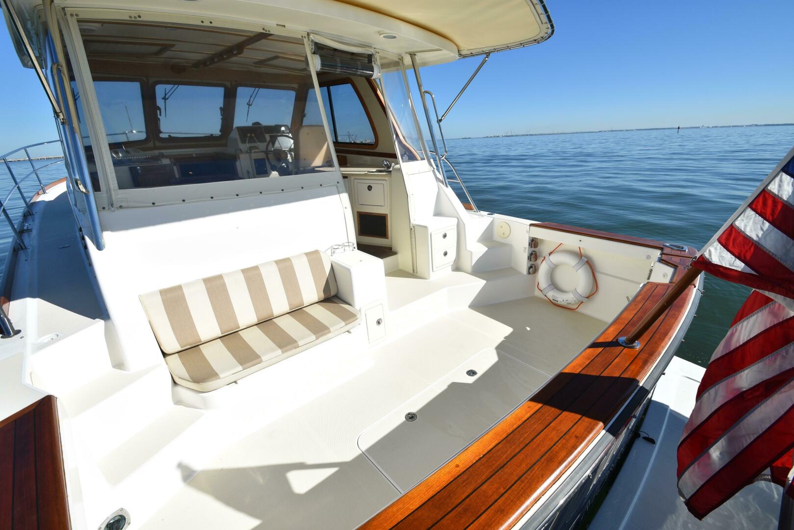 Slide: The Image of Sabre 38 Hardtop Express 2005 - 4753332
