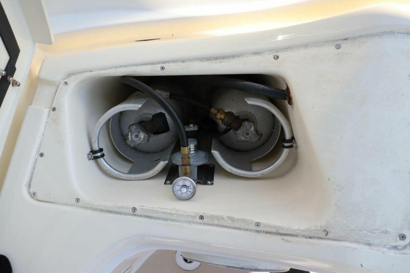 Slide: The Image of Sabre 402 2001 - 5511877