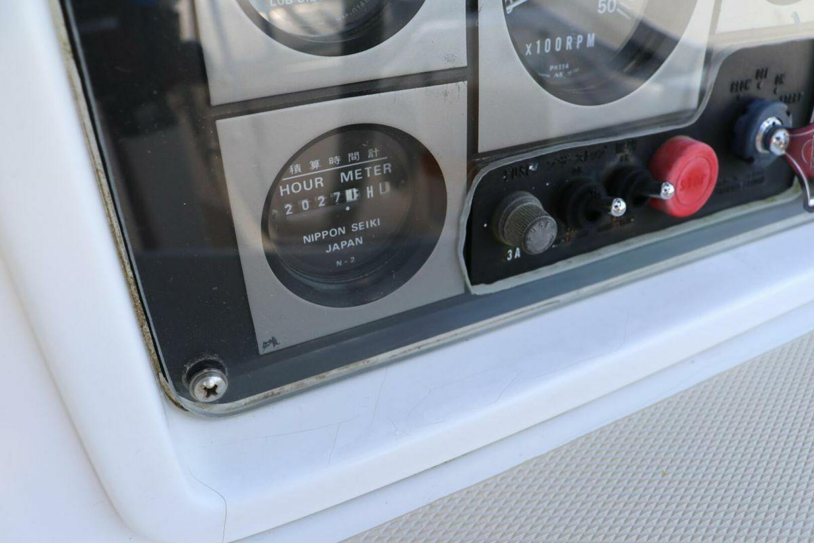 Slide: The Image of Sabre 402 2001 - 5511878