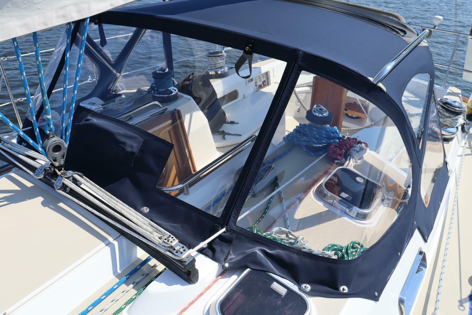 Slide: The Image of Sabre 402 2001 - 5511894