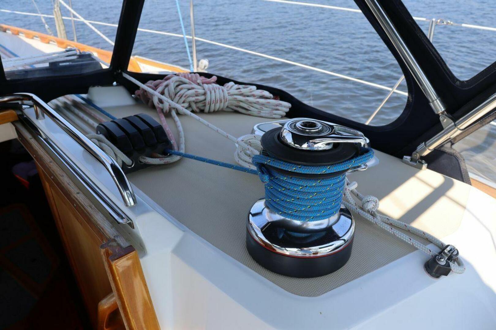 Slide: The Image of Sabre 402 2001 - 5511901