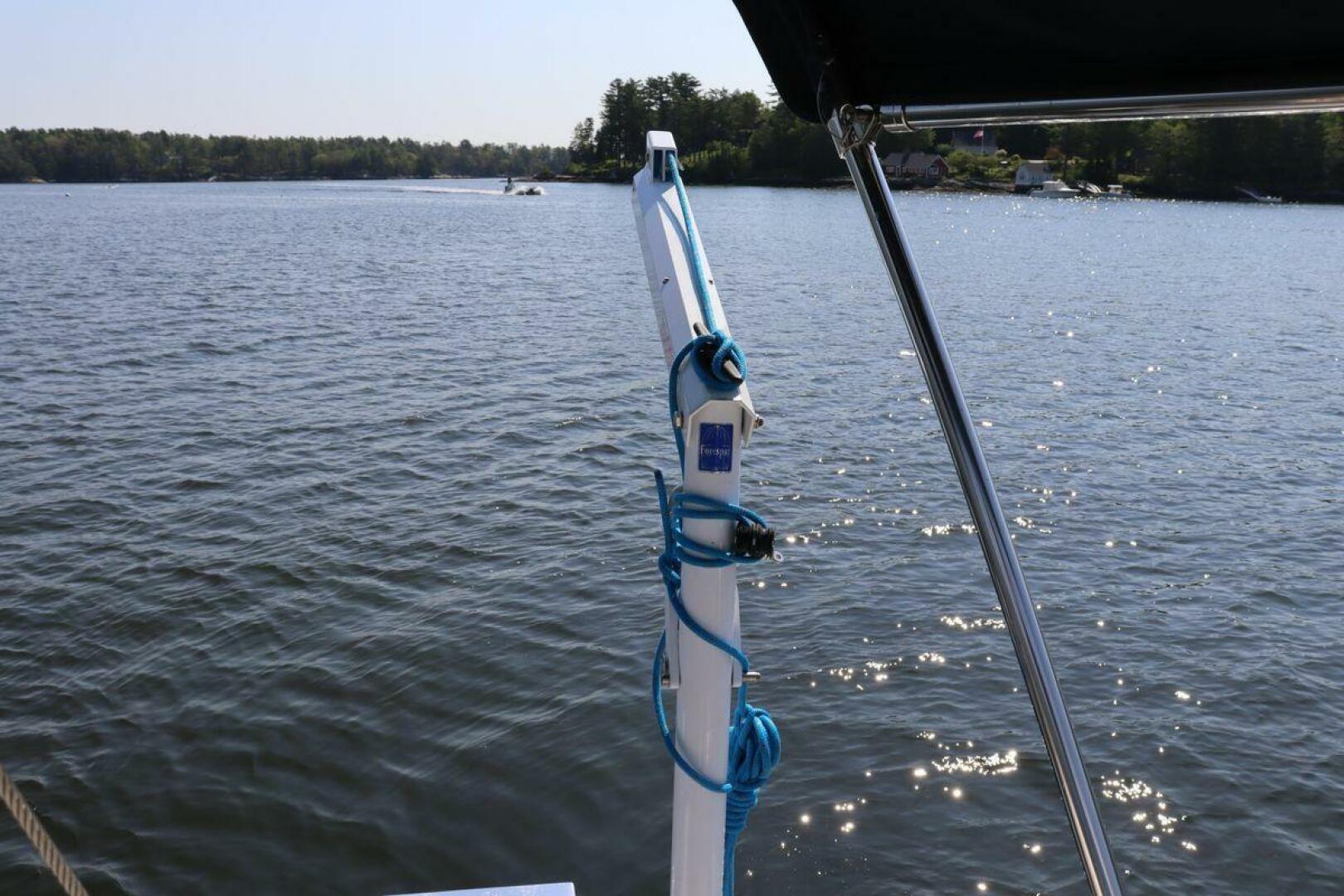 Slide: The Image of Sabre 402 2001 - 5511903