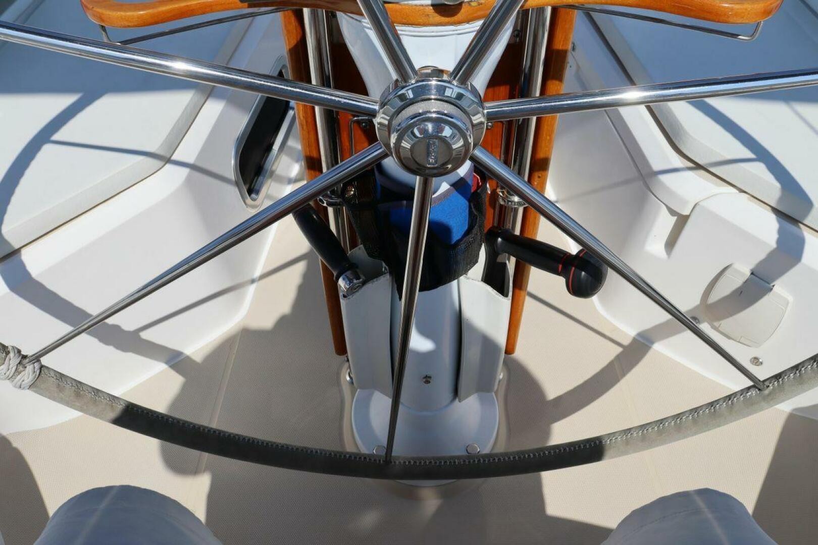 Slide: The Image of Sabre 402 2001 - 5511908