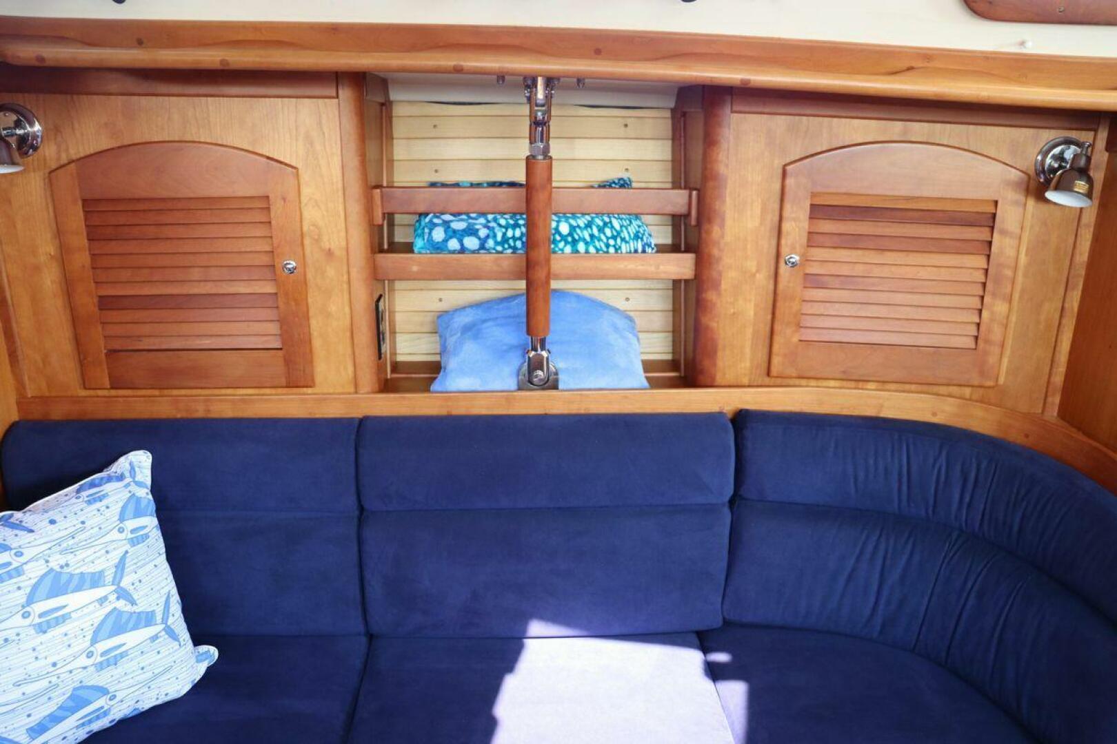 Slide: The Image of Sabre 402 2001 - 5511952