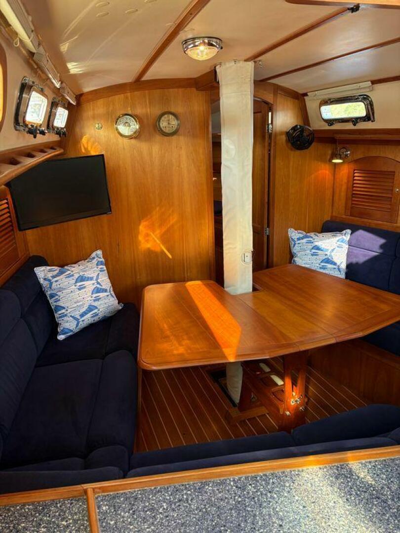 Slide: The Image of Sabre 402 2001 - 5511954