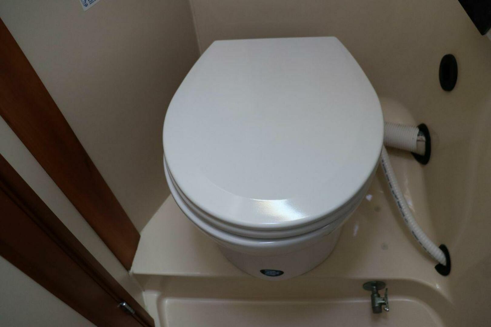 Slide: The Image of Sabre 402 2001 - 5511975