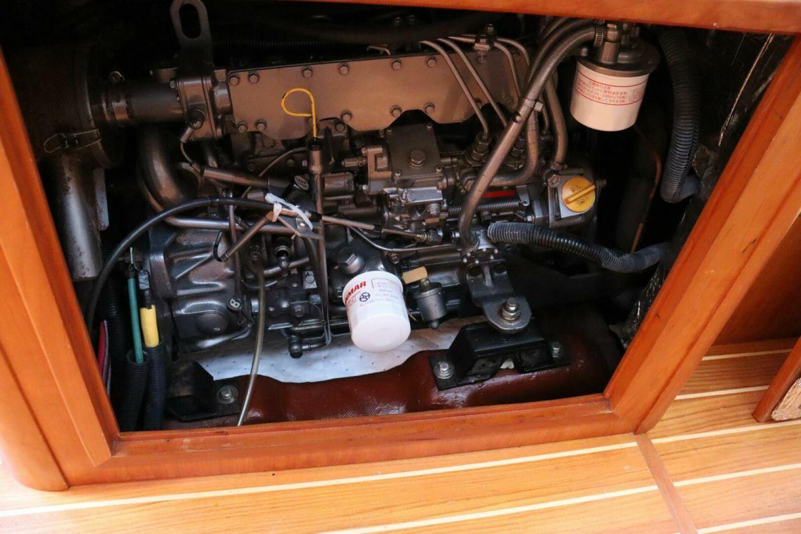 Slide: The Image of Sabre 402 2001 - 5511983