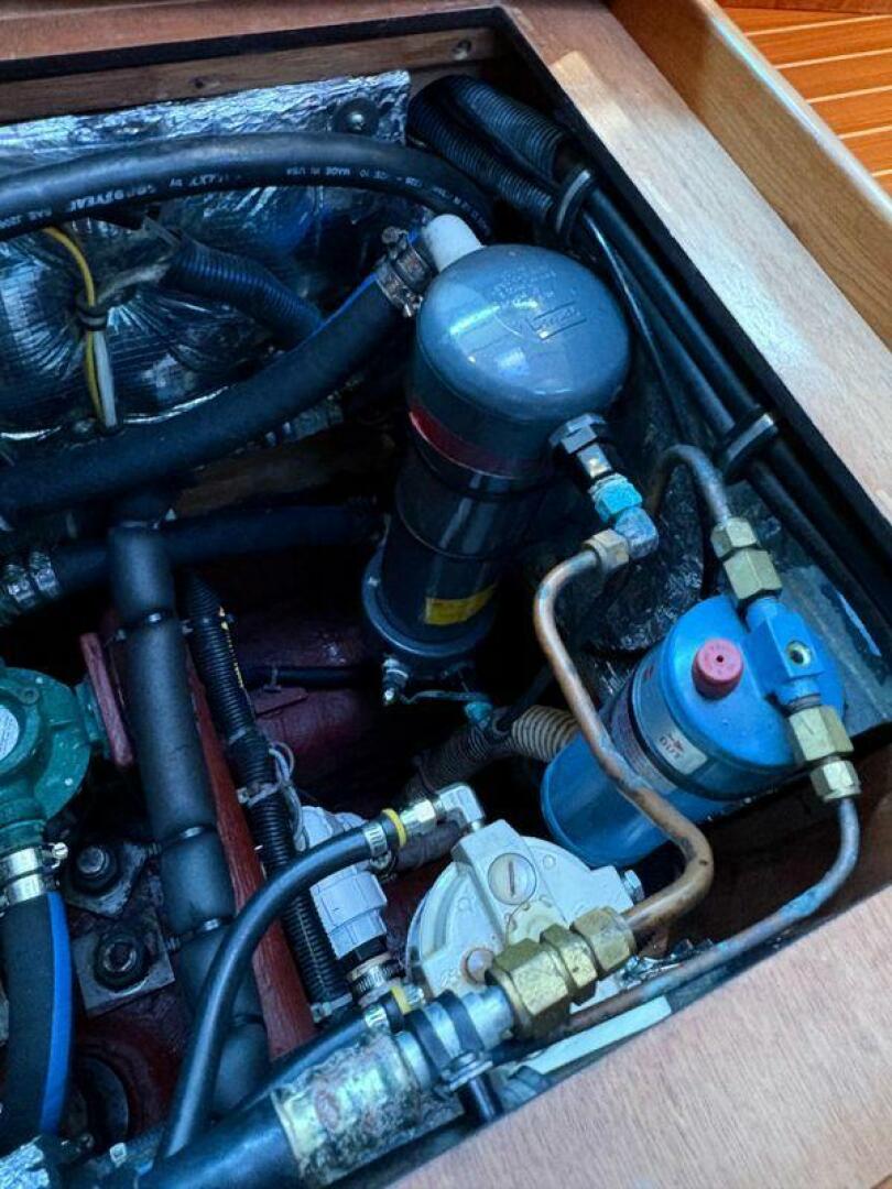 Slide: The Image of Sabre 402 2001 - 5511985