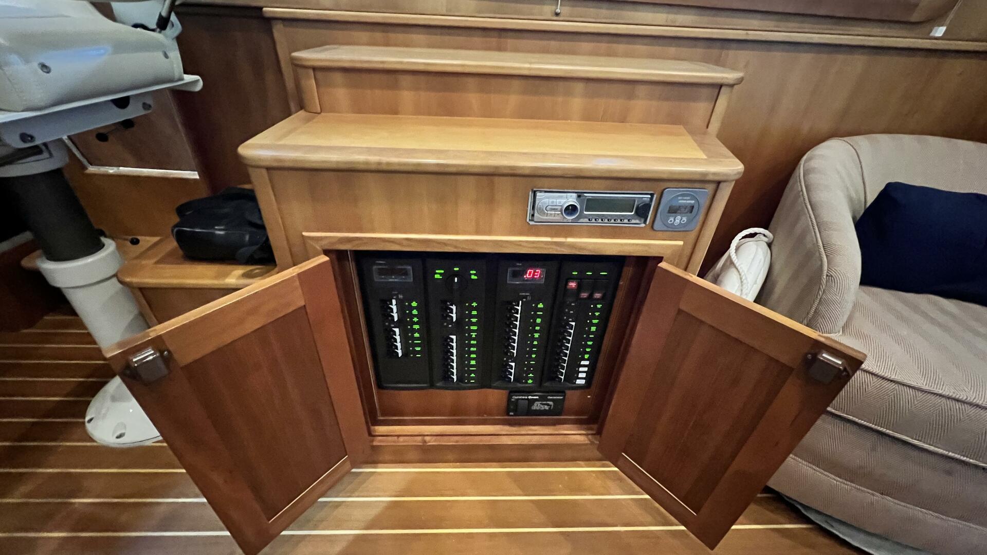 Slide: The Image of Sabre 40 Sedan 2011 - 4818661