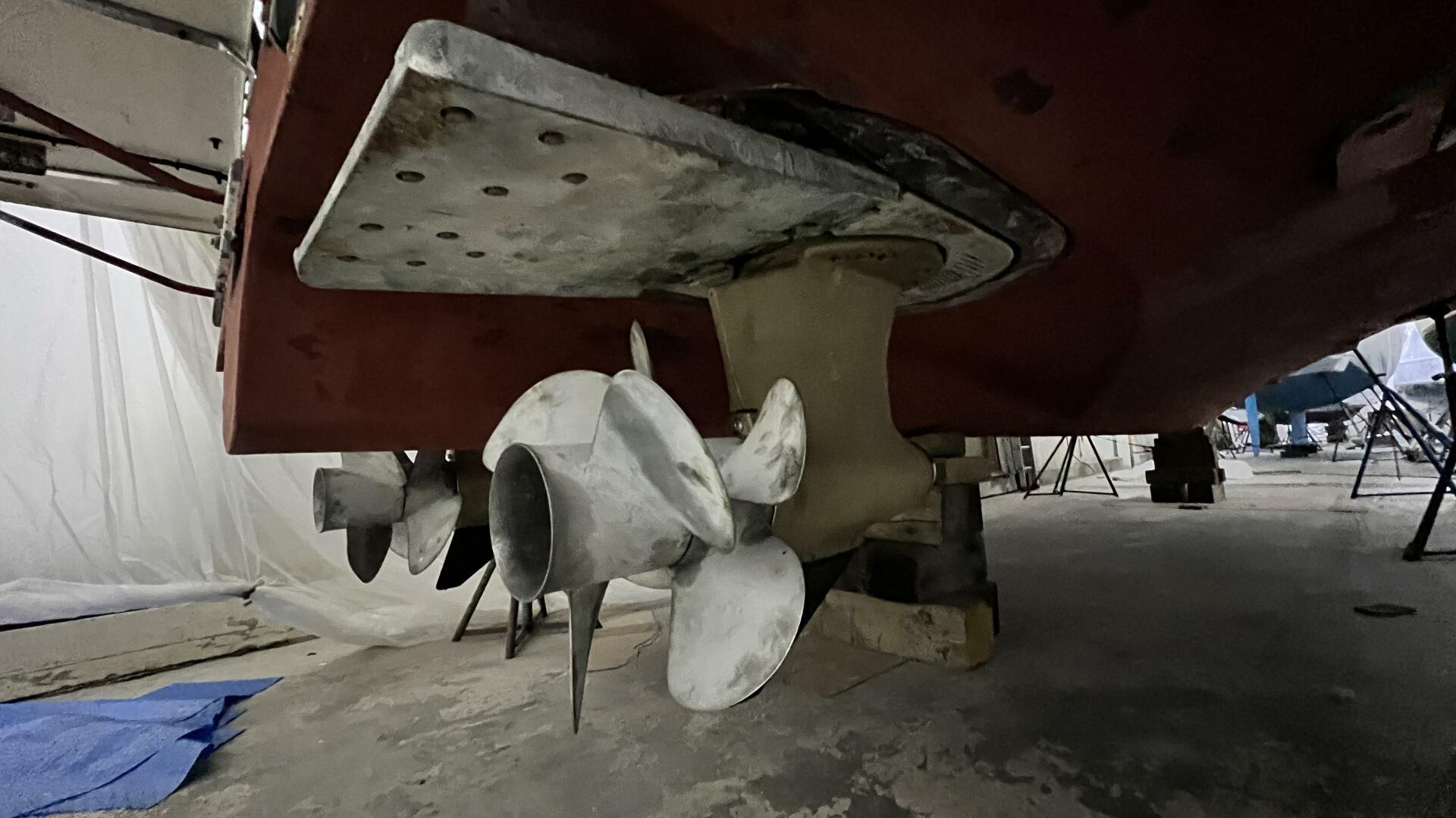 Slide: The Image of Sabre 40 Sedan 2011 - 4818666