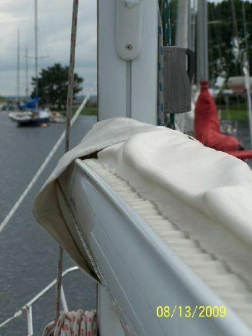 Slide: The Image of Sabre 425 Sloop 1996 - 4907311