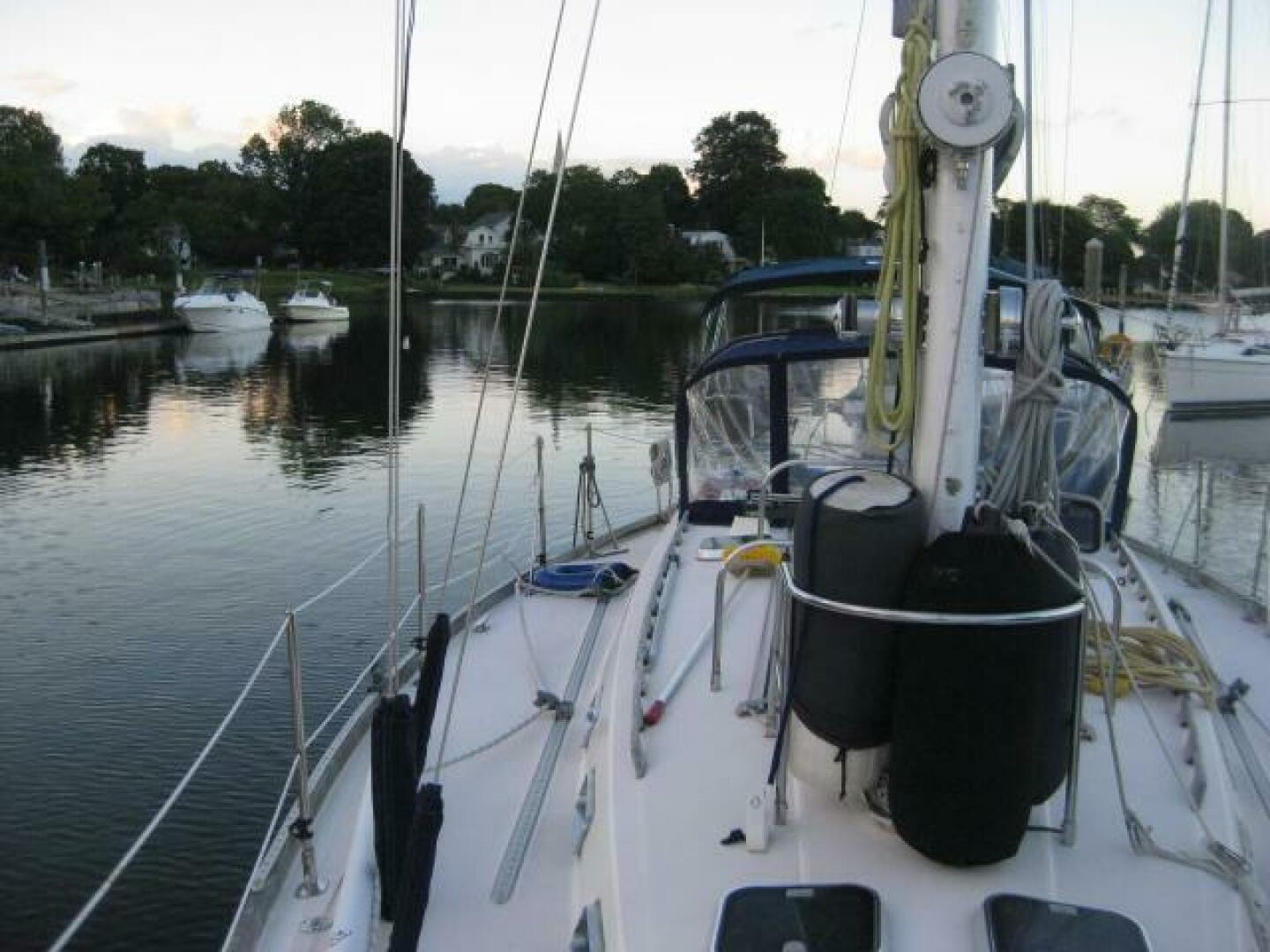 Slide: The Image of Sabre 425 Sloop 1996 - 4907333