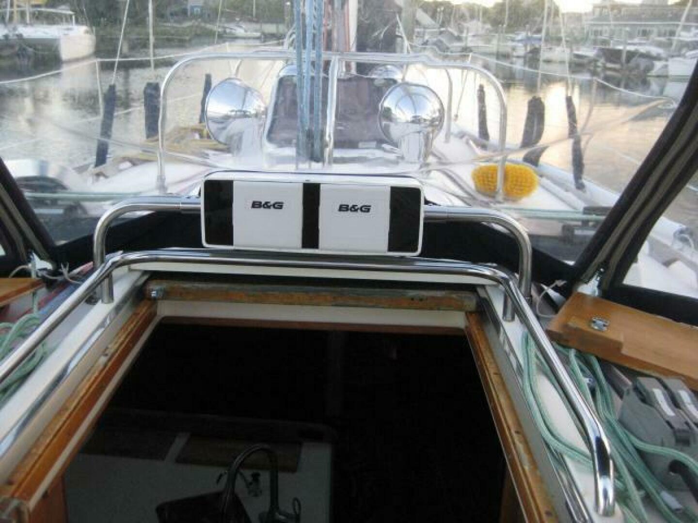 Slide: The Image of Sabre 425 Sloop 1996 - 4907335