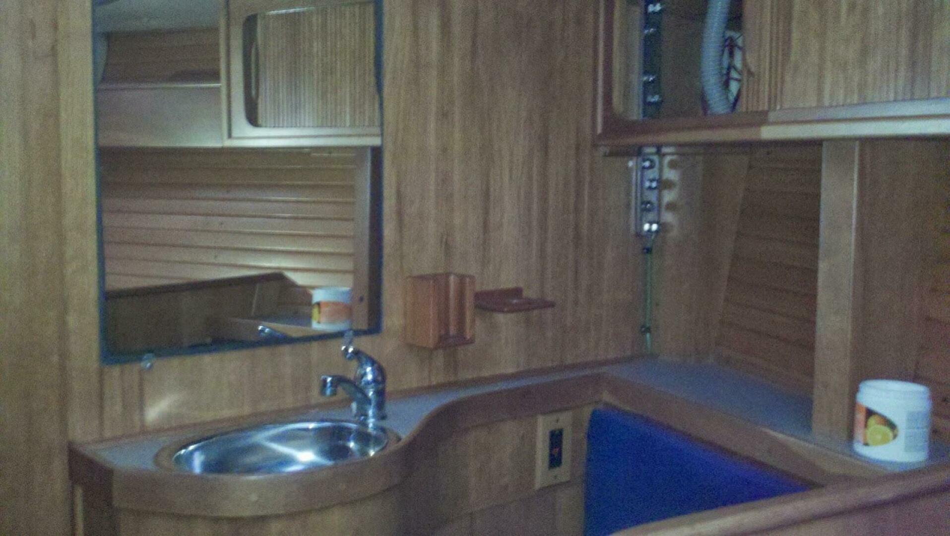 Slide: The Image of Sabre 425 Sloop 1996 - 4907350