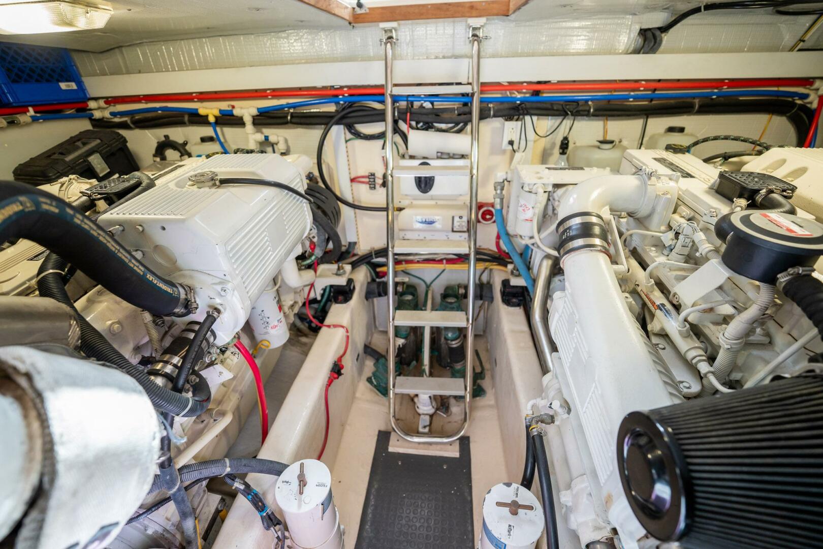 Slide: The Image of 66center Engine Room Forward View - 5408158