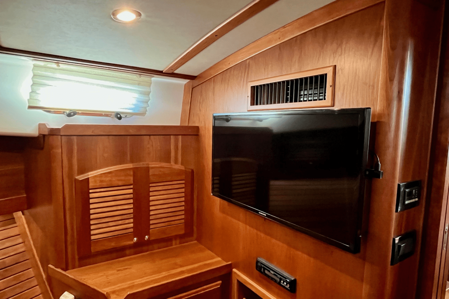 Slide: The Image of Sabre 42 SALON EXPRESS 2015 - 37