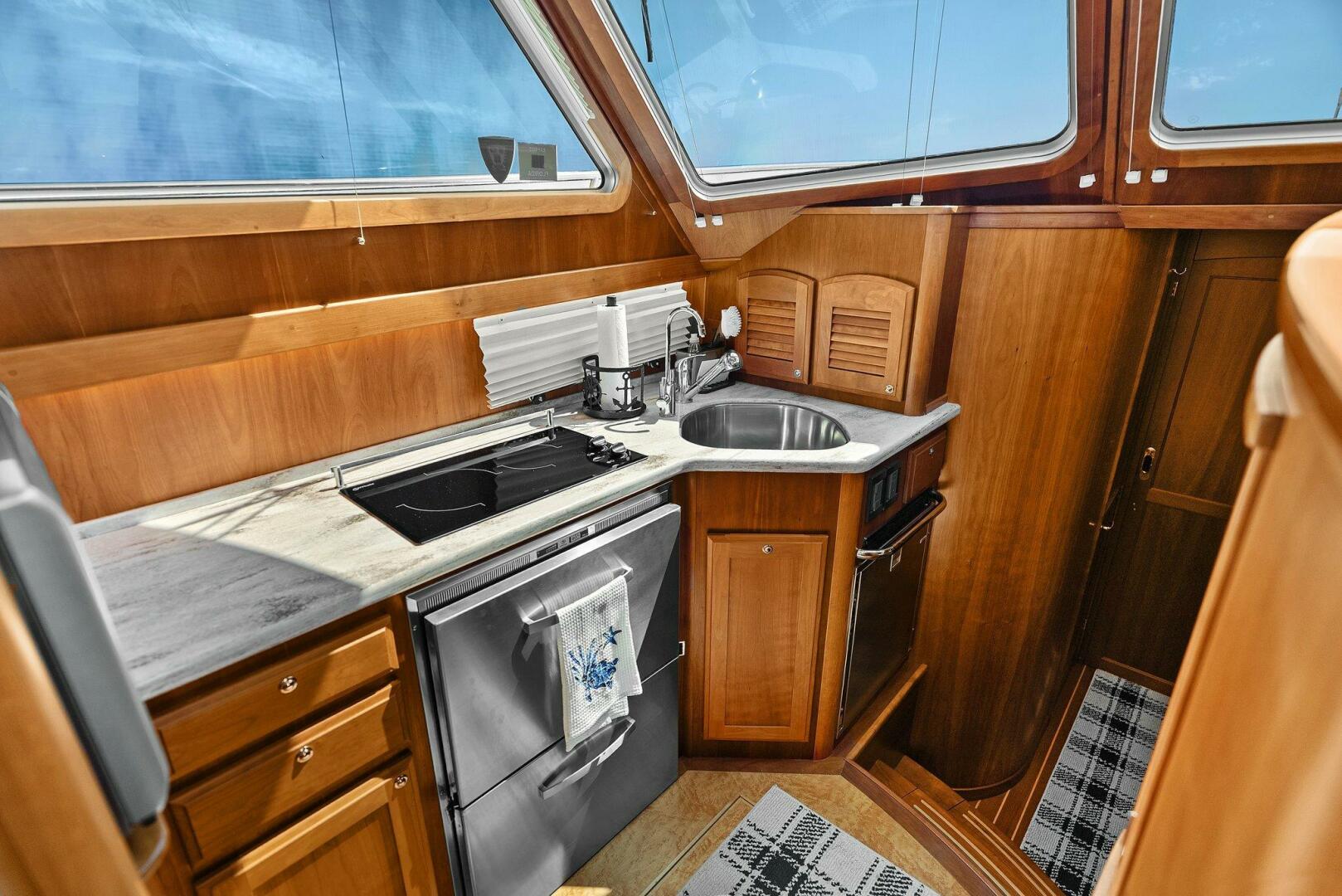 Slide: The Image of 2016 Sabre 42 Salon Express- PABLO'S CRUISE- Galley - 5313290
