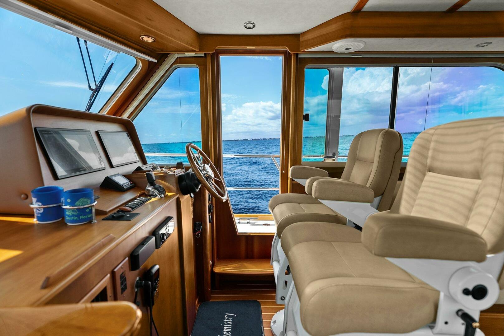 Slide: The Image of 2016 Sabre 42 Salon Express- PABLO'S CRUISE- Helm - 5313297