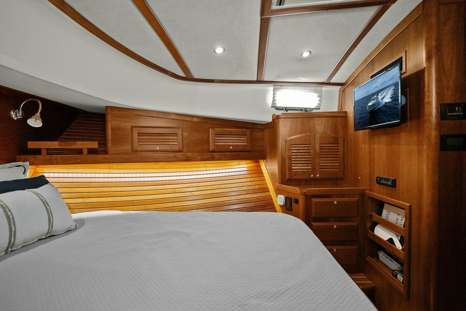 Slide: The Image of 2016 Sabre 42 Salon Express- PABLO'S CRUISE- Master Stateroom - 5313273