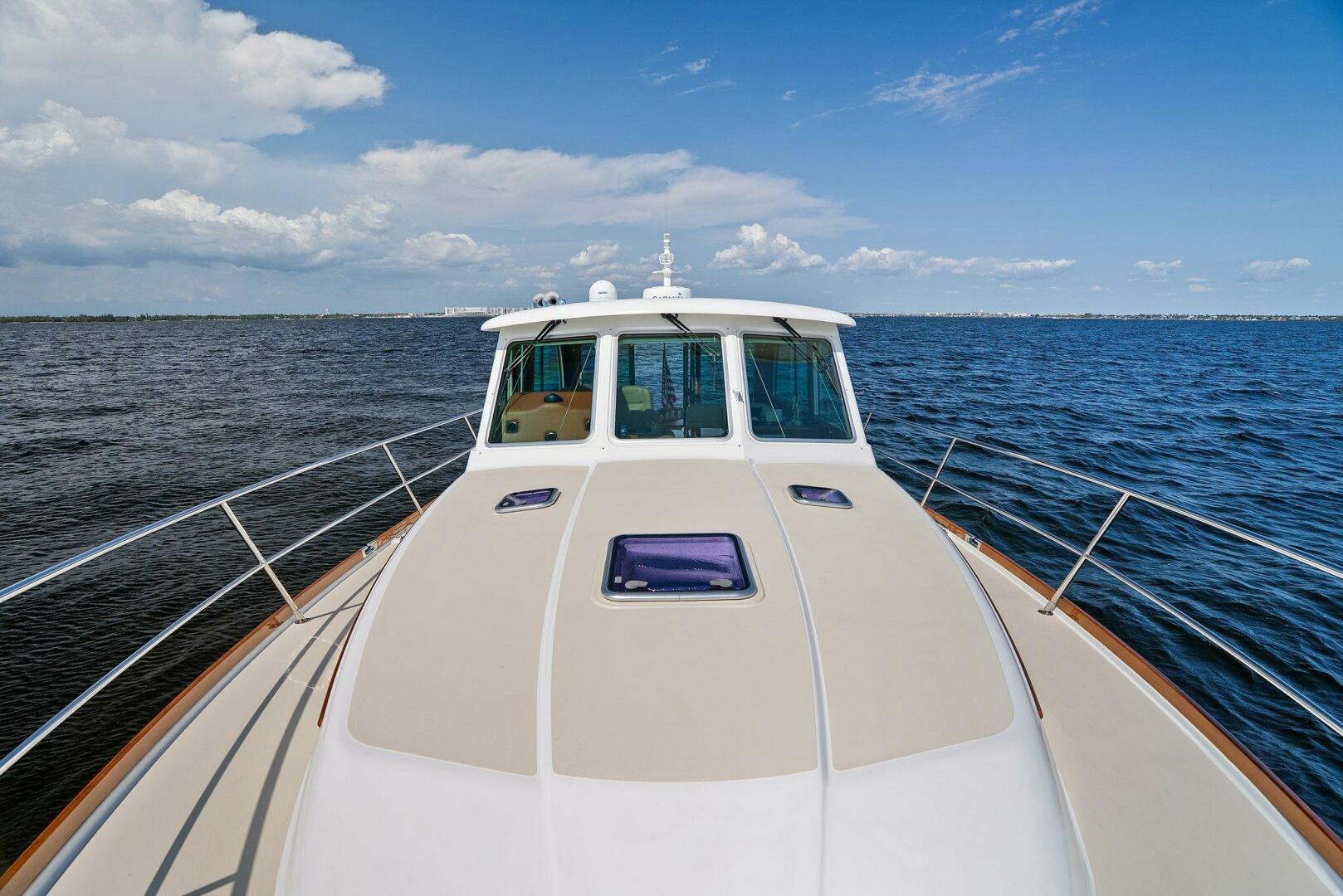 Slide: The Image of 2016 Sabre 42 Salon Express- PABLO'S CRUISE- Bow - 5313308