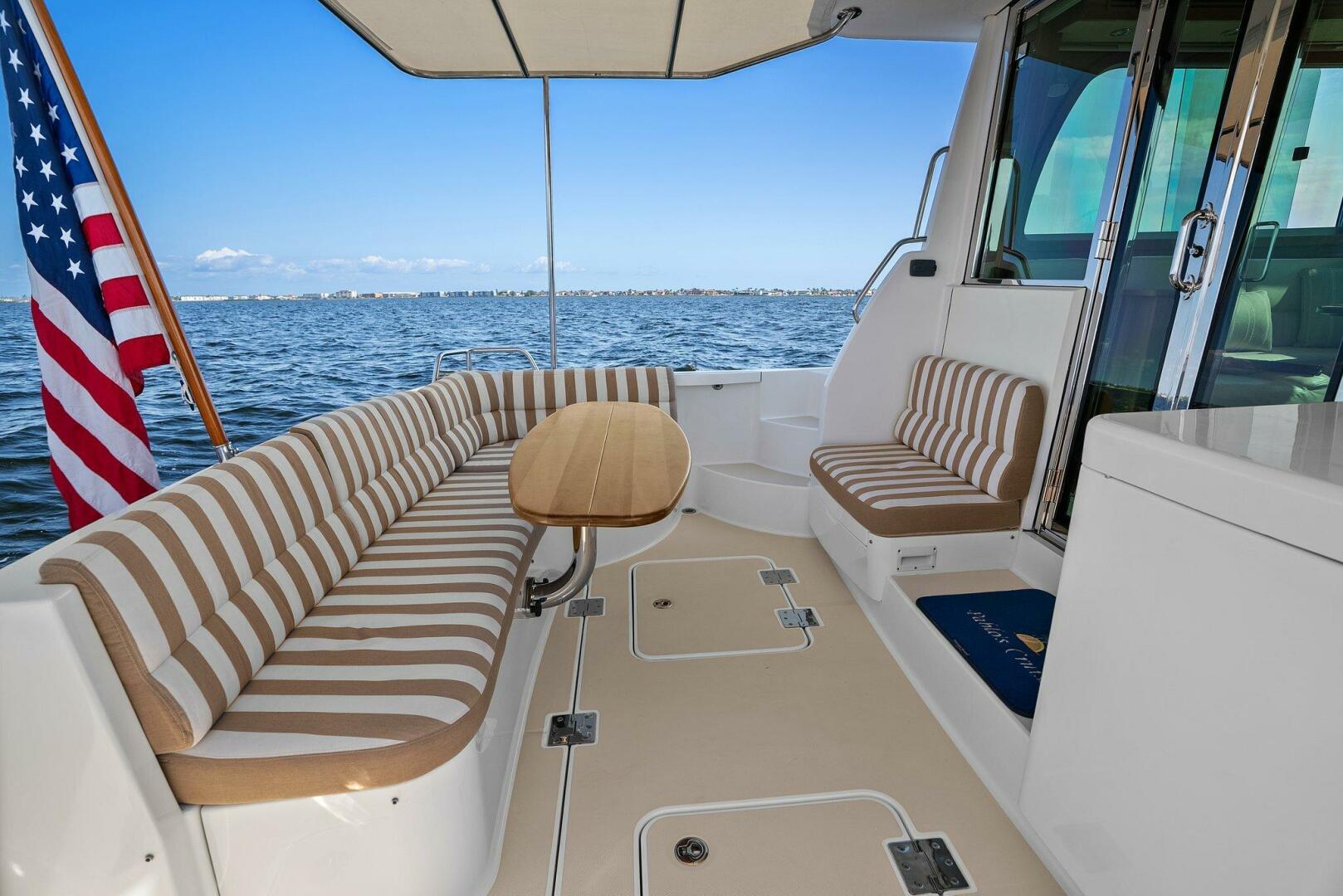 Slide: The Image of 2016 Sabre 42 Salon Express- PABLO'S CRUISE- Aft Deck - 5313317
