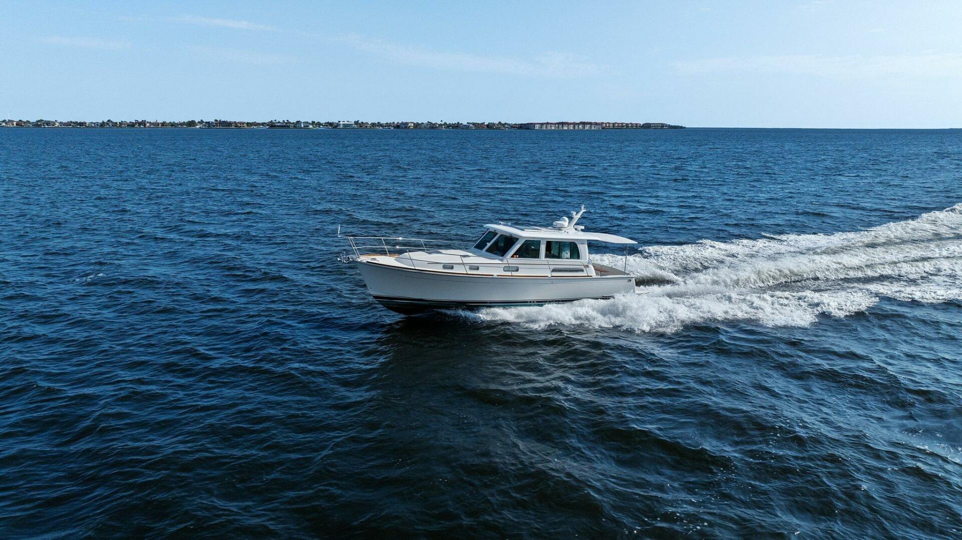 Slide: The Image of 2016 Sabre 42 Salon Express- PABLO'S CRUISE- Port - 5313258
