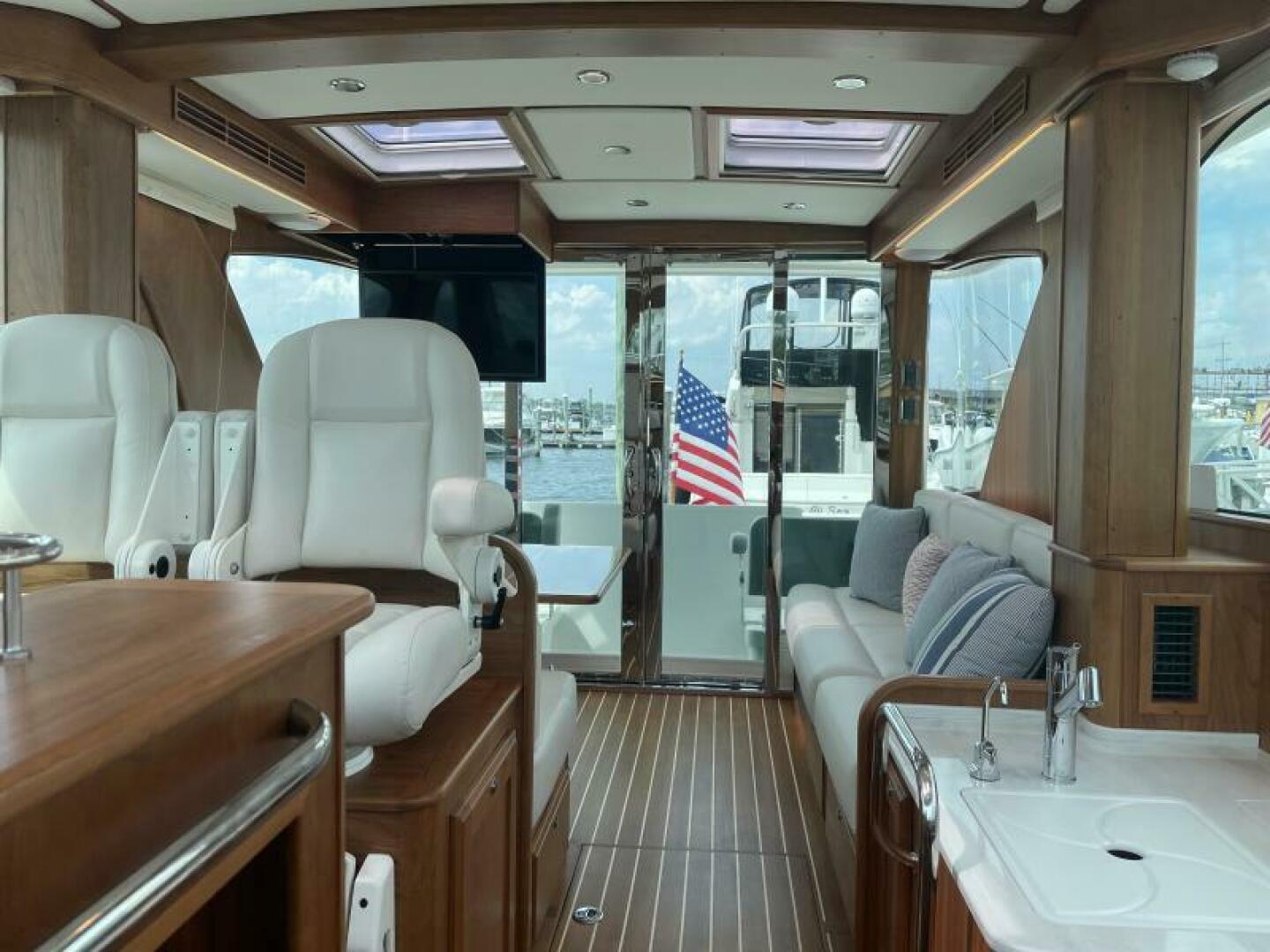 Slide: The Image of Sabre 43 Salon Express 2023 - 4719278
