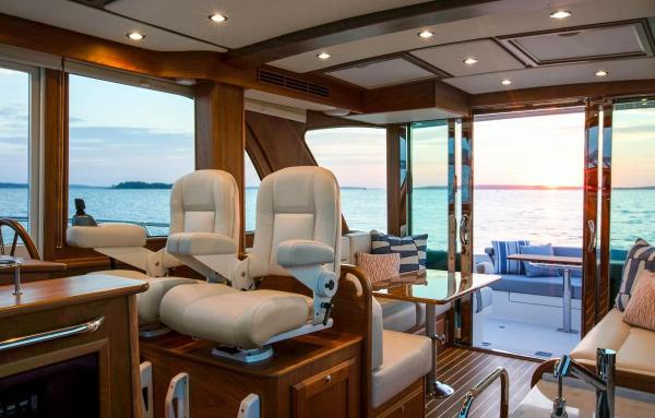 Slide: The Image of Sabre 43 Salon Express 2025 - 6