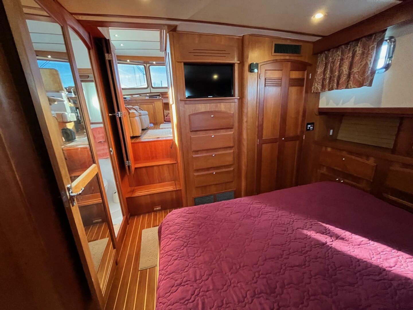 Slide: The Image of Sabre 47 Aft Cabin 2004 - 4917039