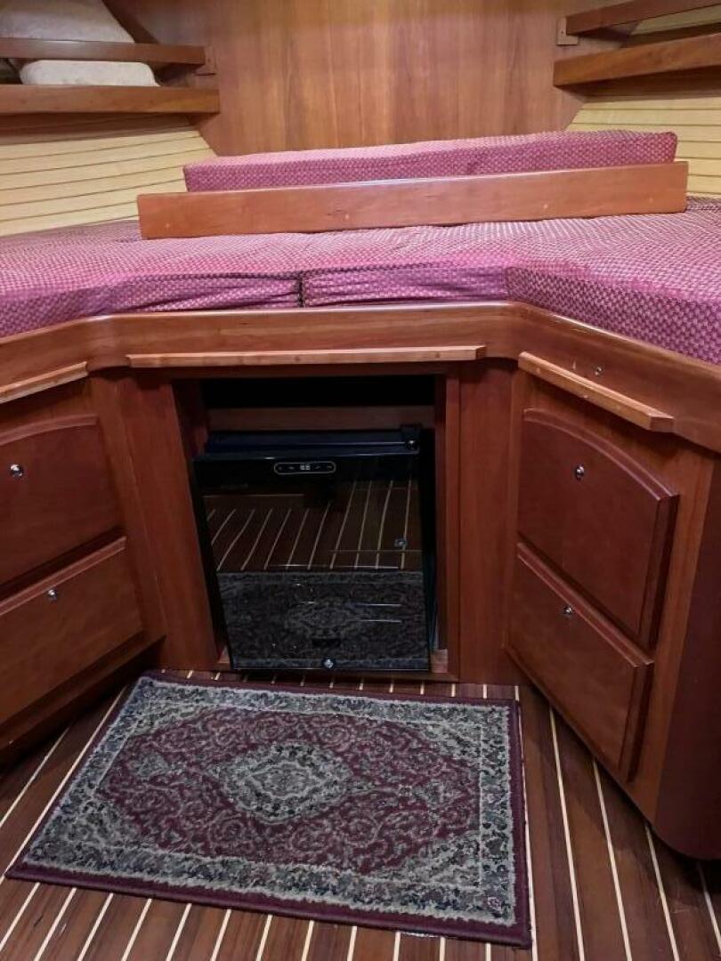 Slide: The Image of Sabre 47 Aft Cabin 2004 - 4908298