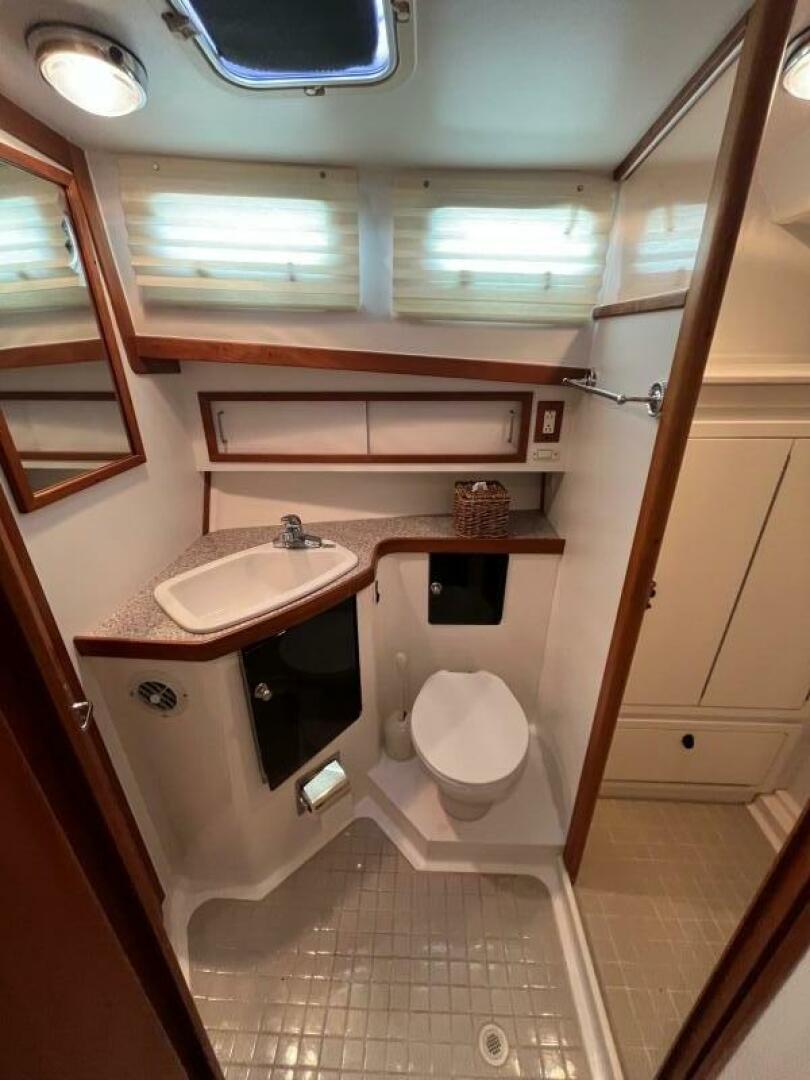 Slide: The Image of Sabre 47 Aft Cabin 2004 - 4907930