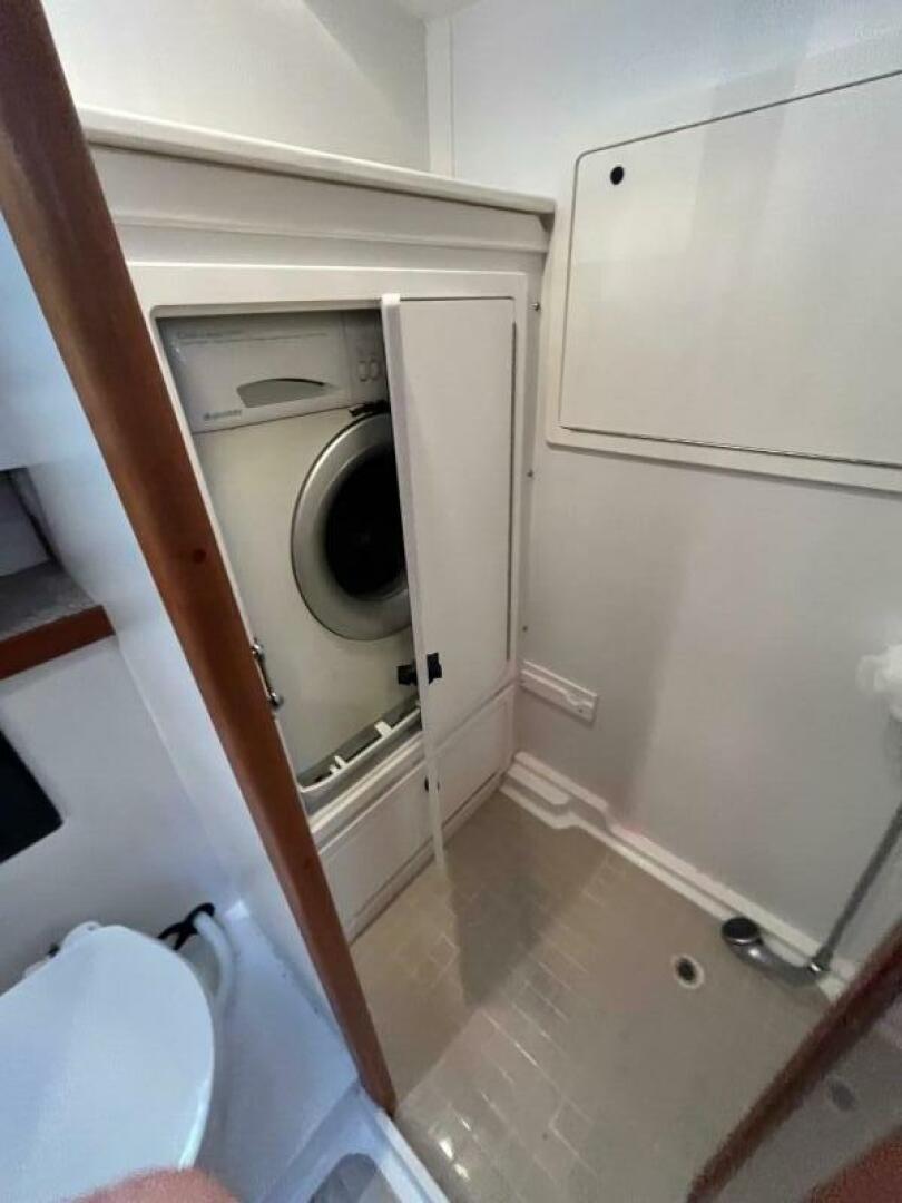 Slide: The Image of Sabre 47 Aft Cabin 2004 - 4907931