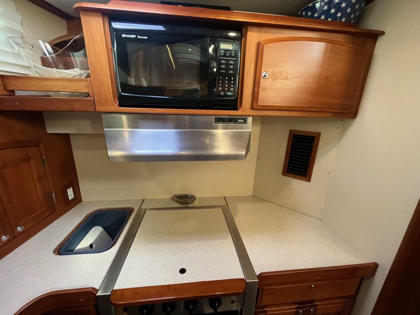 Slide: The Image of Sabre 47 Aft Cabin 2004 - 4907927
