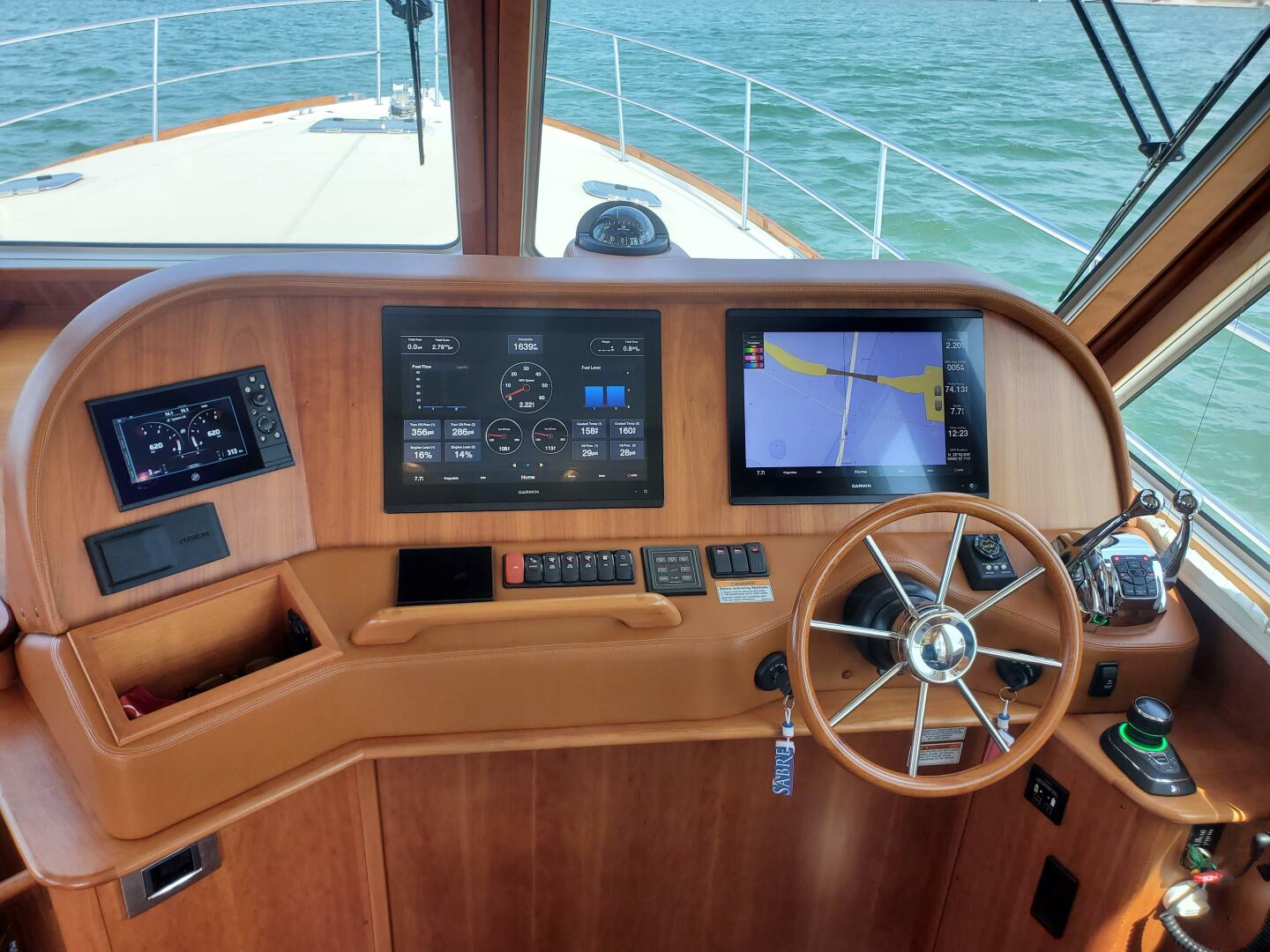Slide: The Image of Sabre 48 Fly Bridge 2019 - 3811576