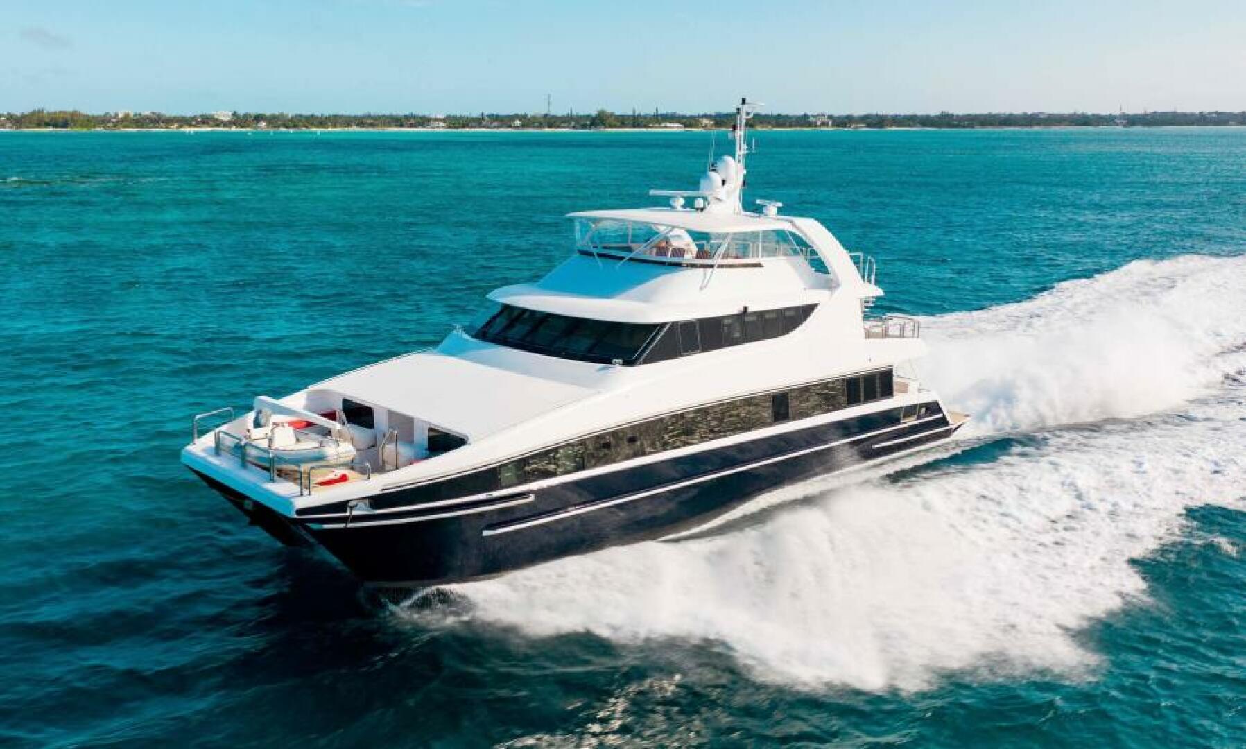 Slide: The Image of Sabre Catamarans 2004 - 4808599