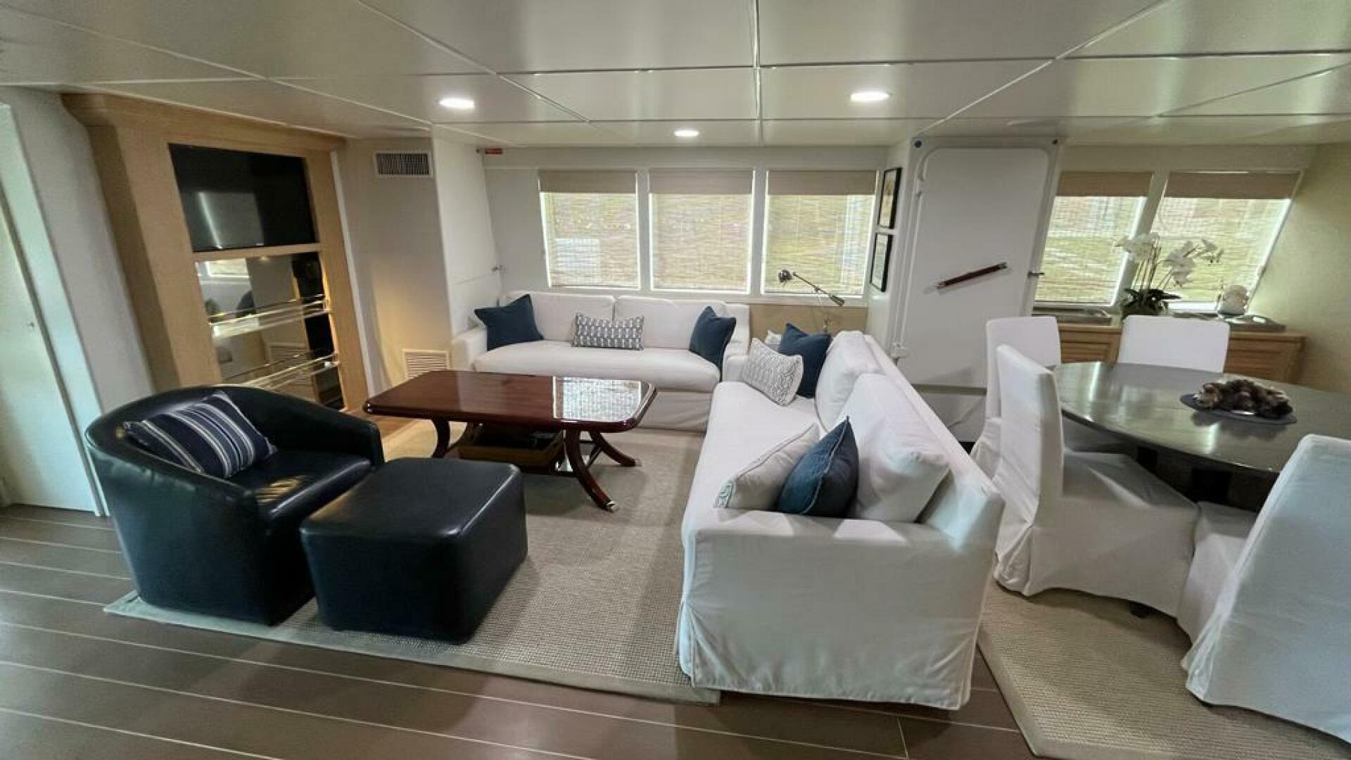 Slide: The Image of Sabre Catamarans 2004 - 4825020