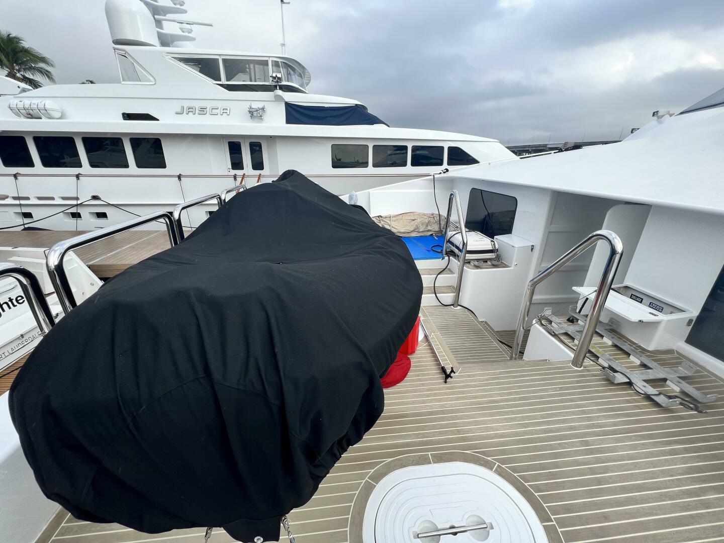 Slide: The Image of Sabre Catamarans 2004 - 4825011