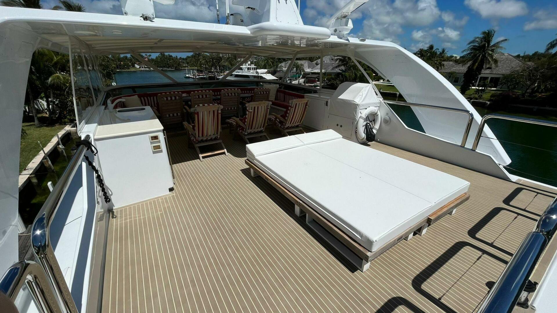 Slide: The Image of Sabre Catamarans 2004 - 4825012