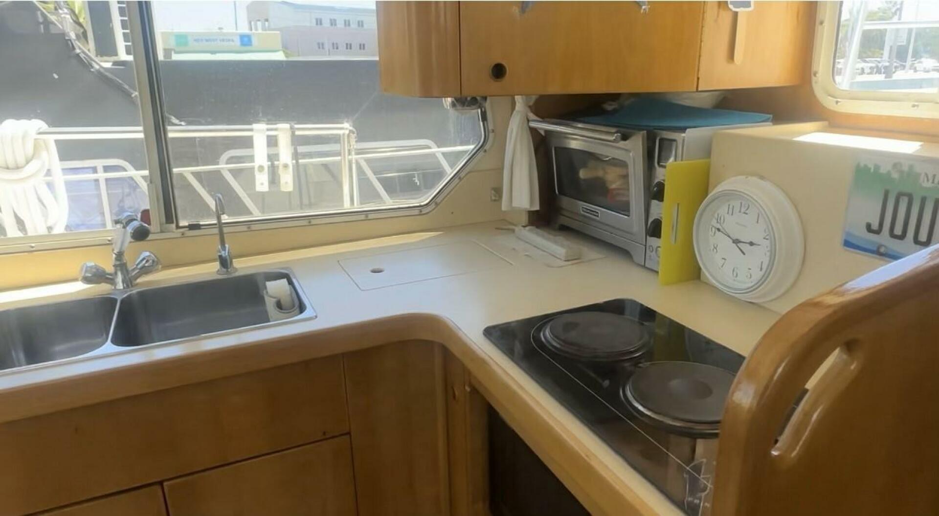Slide: The Image of 36' Sabreline galley - 4329939